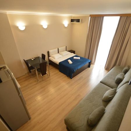 Orbi Apartament Apartment Angisa Exterior foto